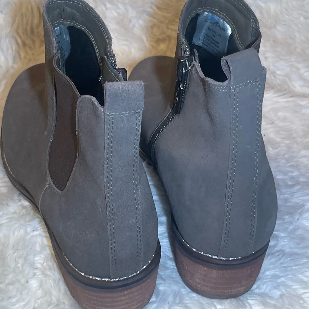 Aqua college women’s waterproof ankle boots size 7